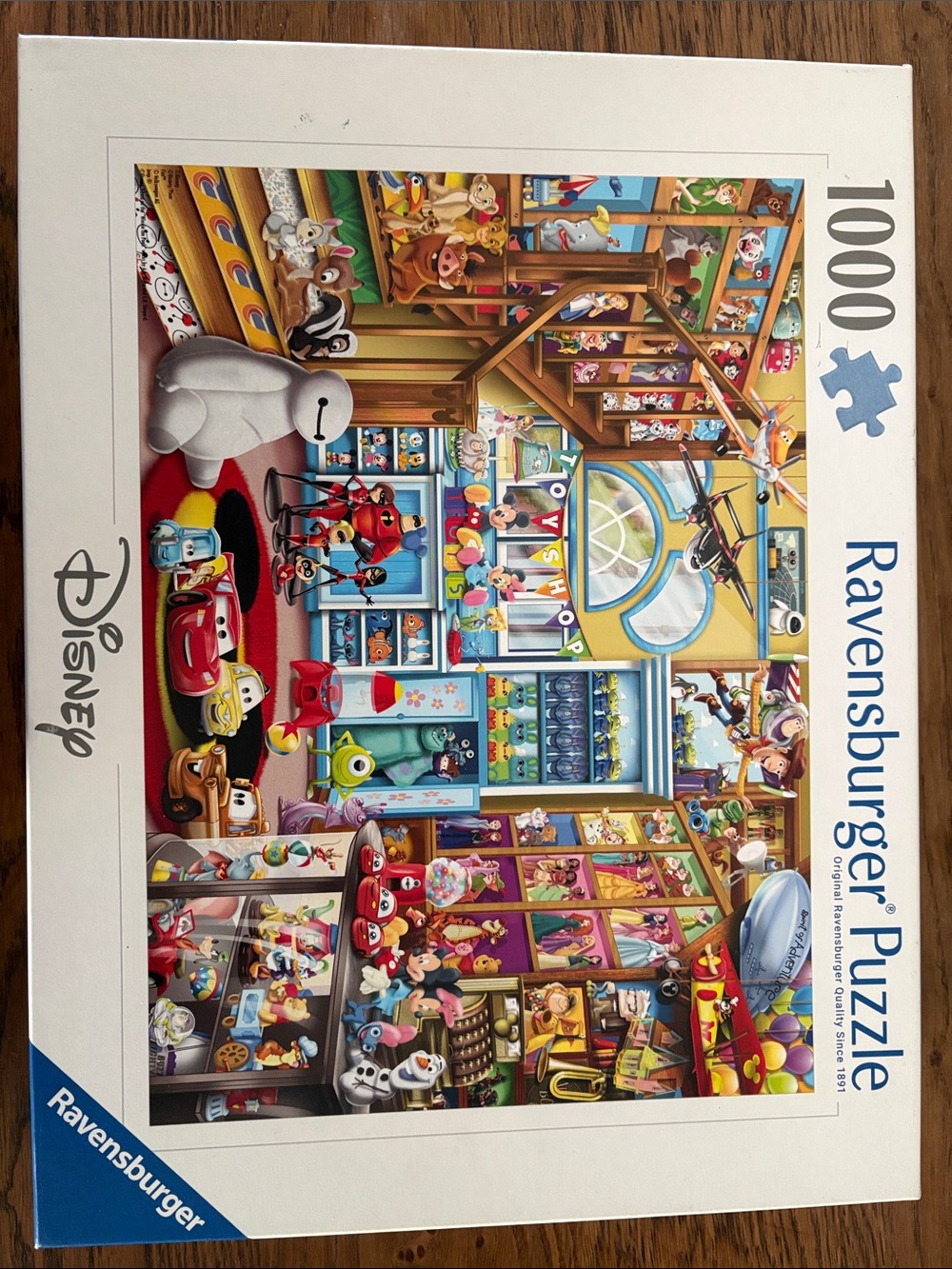 Ravensburger Disney Toy Shop Jigsaw Puzzle - White, Red, Blue, Yellow